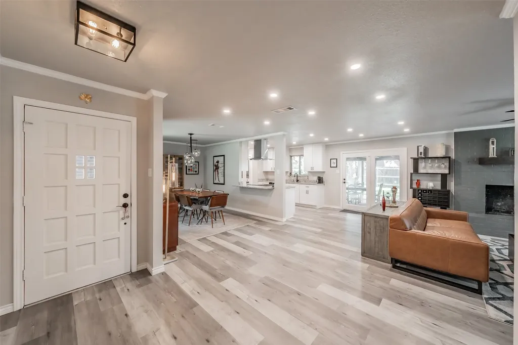 3311 Somerset Drive Arlington TX 76013
