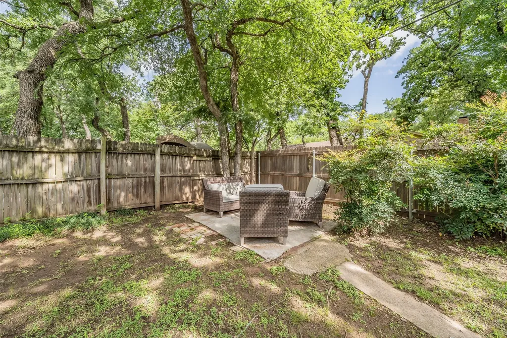 3311 Somerset Drive Arlington TX 76013
