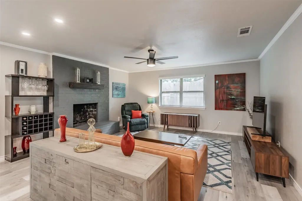 3311 Somerset Drive Arlington TX 76013