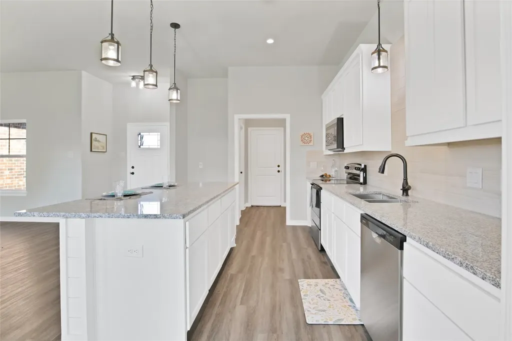 115 Panther Loop Mabank TX 75147