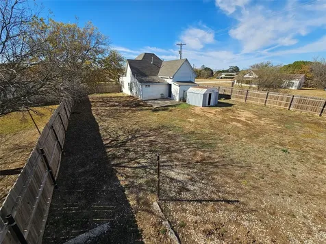 101 S Walnut Avenue Petrolia TX 76377