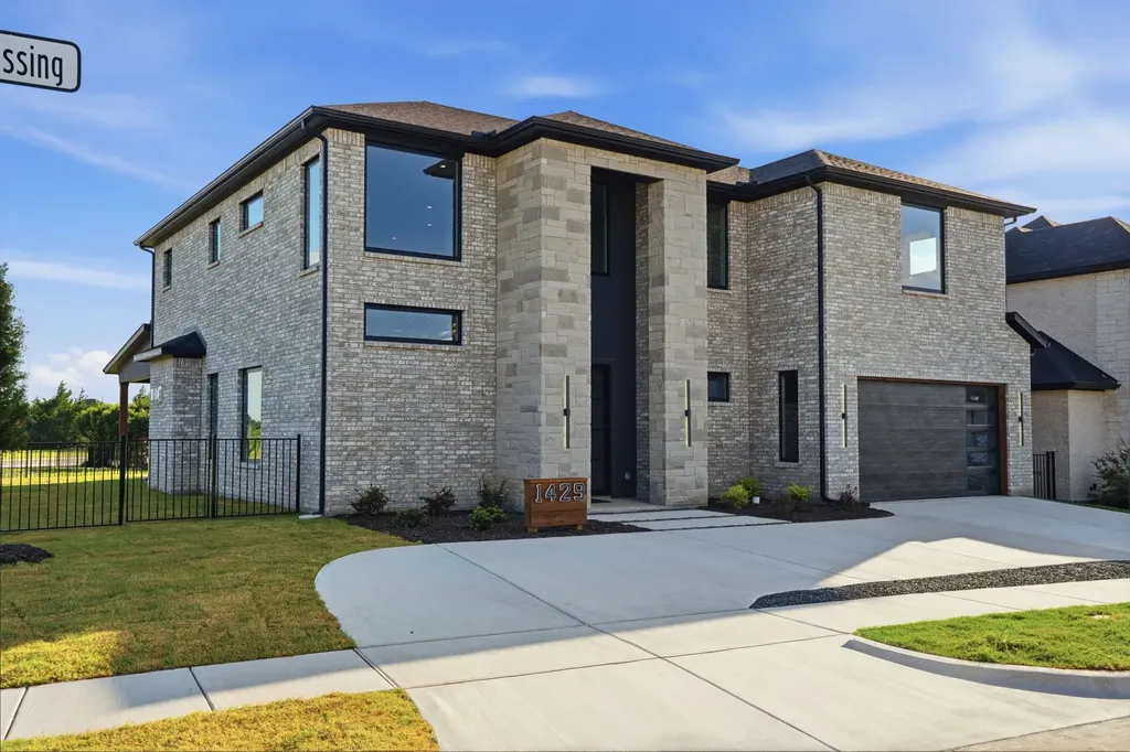 1429 Morris Crossing Heath TX 75126