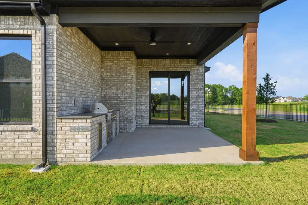 1429 Morris Crossing Heath TX 75126