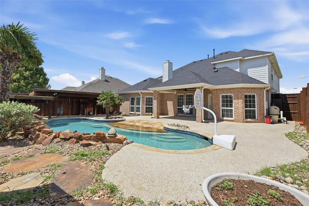 2313 Sparrow Forney TX 75126