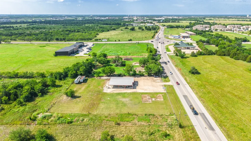 9920 Wesley Street Greenville TX 75402