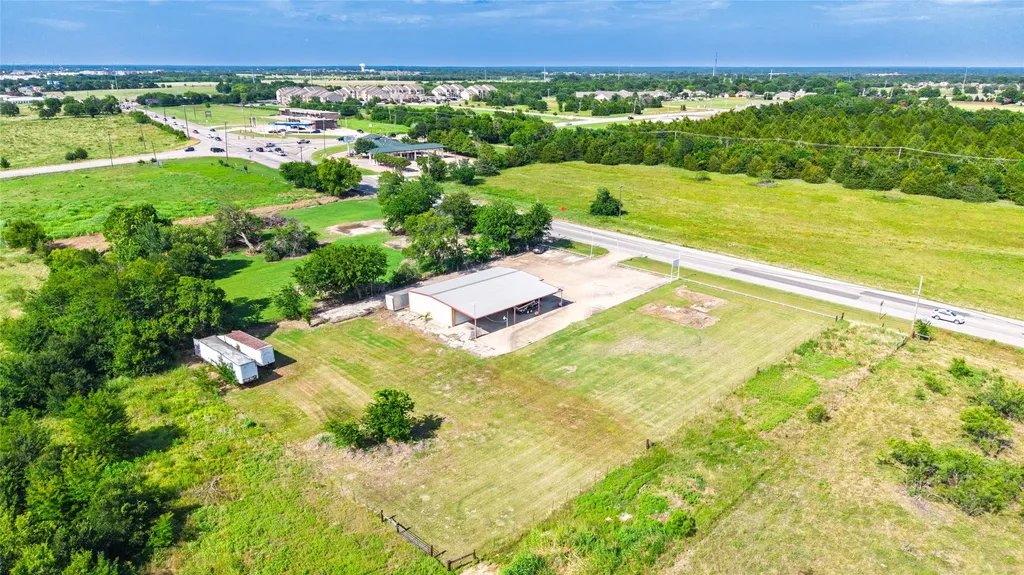 9920 Wesley Street Greenville TX 75402