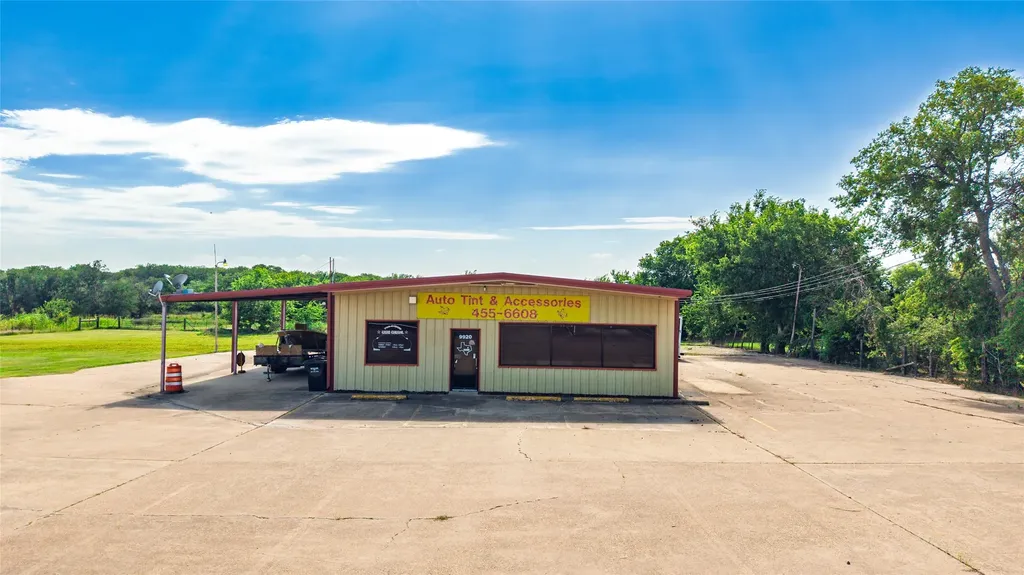 9920 Wesley Street Greenville TX 75402