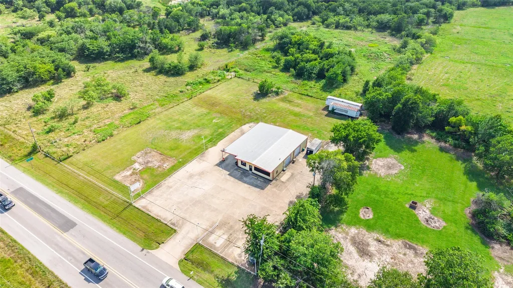 9920 Wesley Street Greenville TX 75402