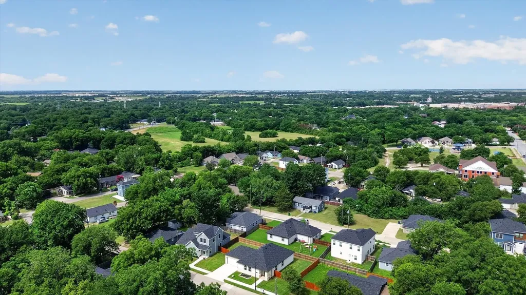 108 Griffin Street Waxahachie TX 75165