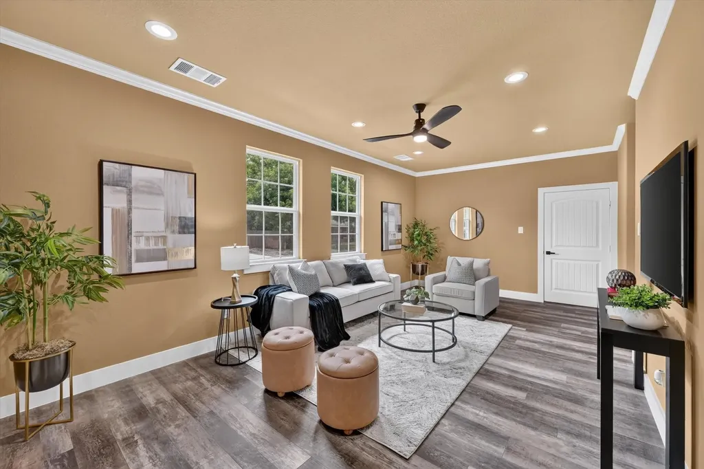 108 Griffin Street Waxahachie TX 75165