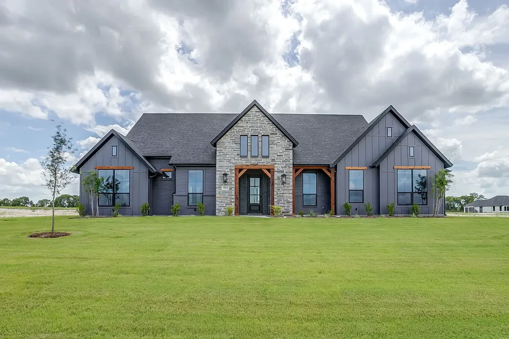 10121 Baldy Mountain Drive Waxahachie TX 75167