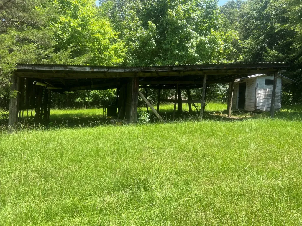 Tract 4 Cr 44400 Powderly TX 75473