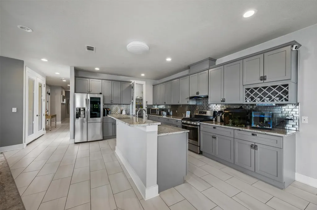 251 S Mill Street Lewisville TX 75057