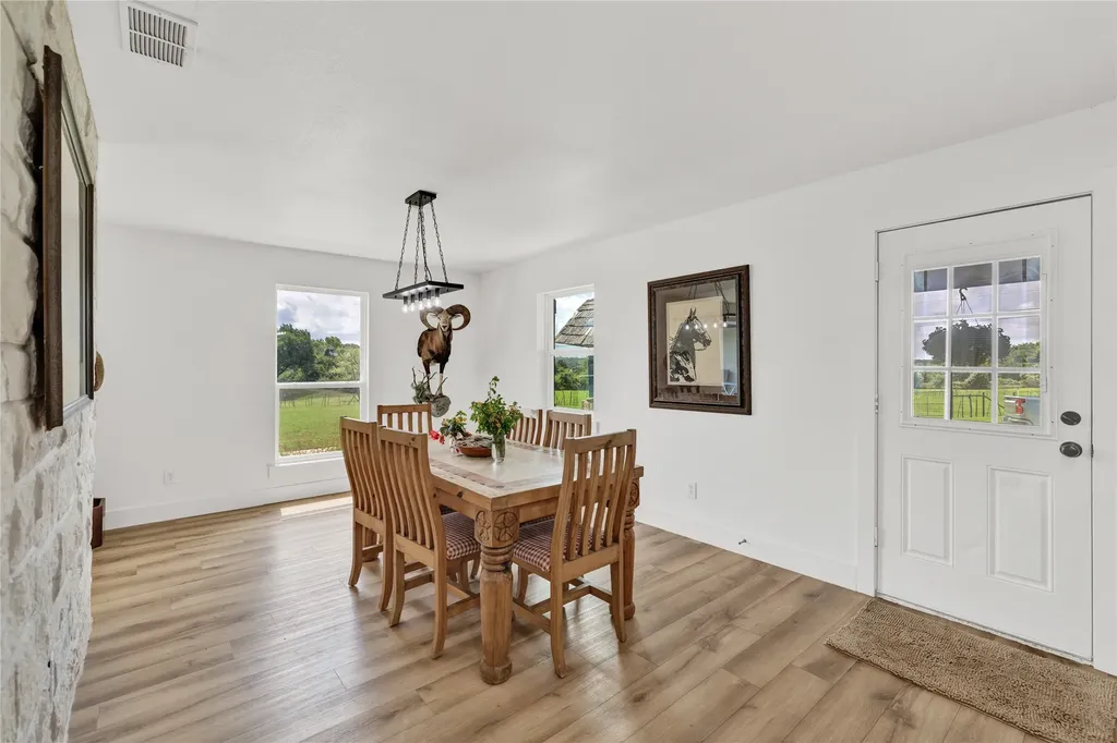 1901 Melissa Lane Keene TX 76031
