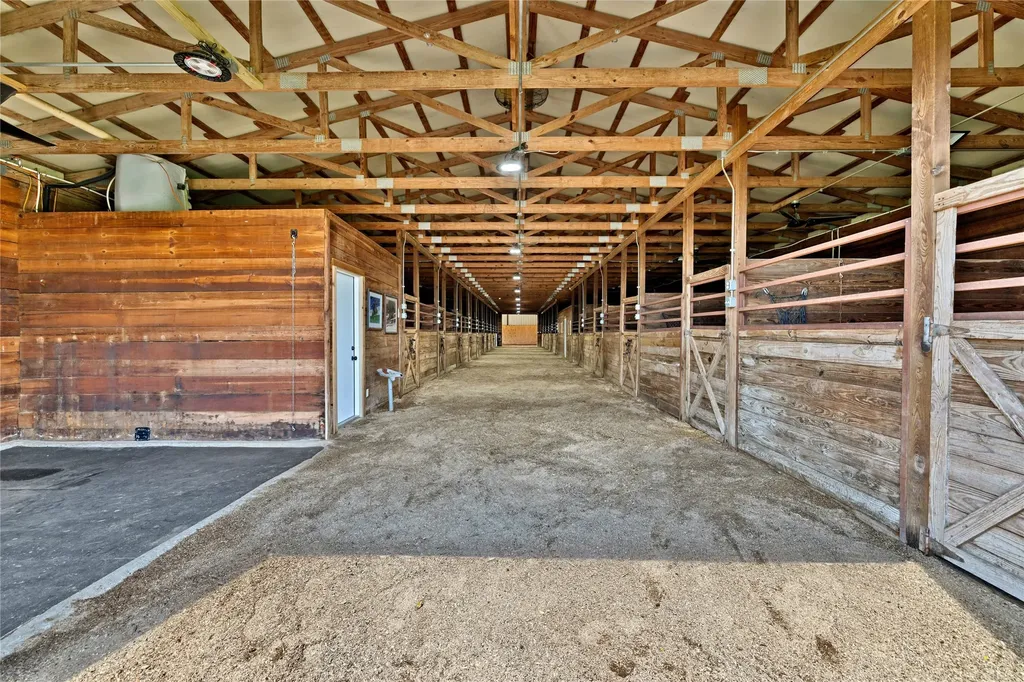 1901 Melissa Lane Keene TX 76031