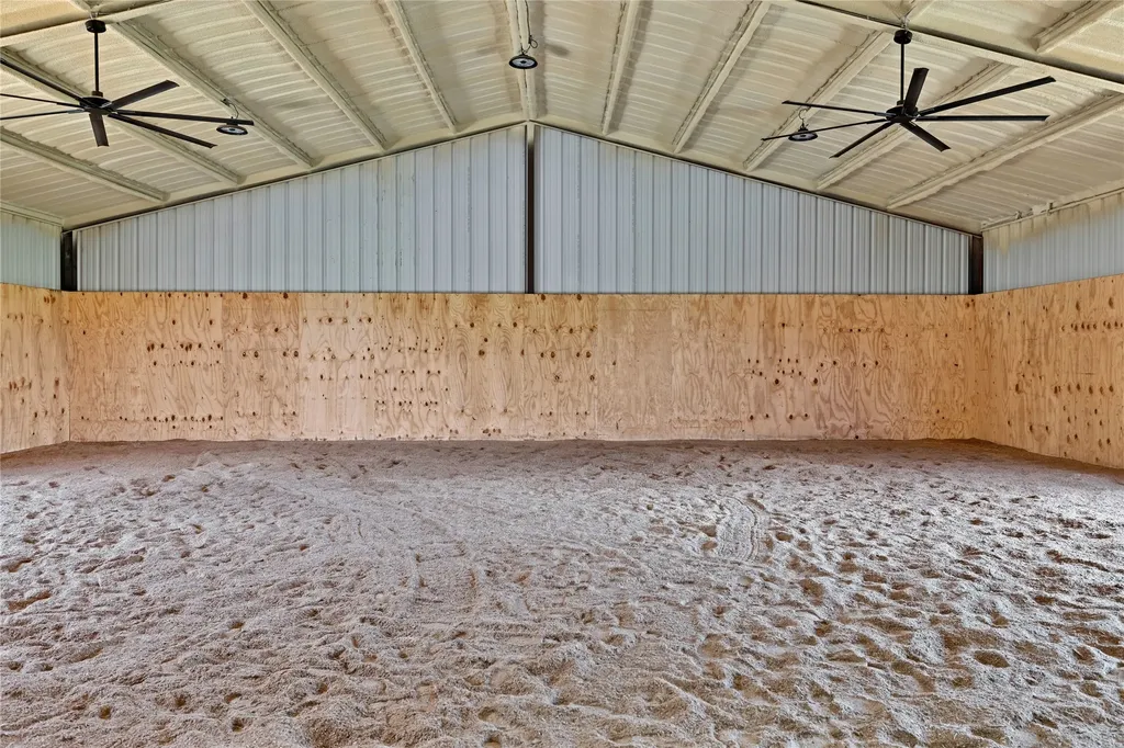 1901 Melissa Lane Keene TX 76031