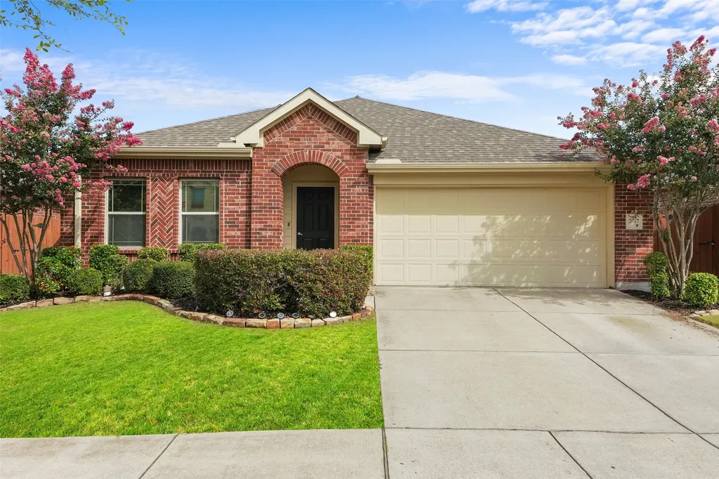 2017 Windsong Drive Heartland TX 75126