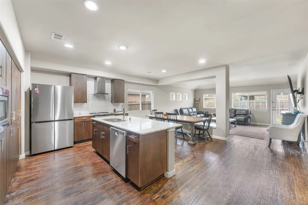2017 Windsong Drive Heartland TX 75126