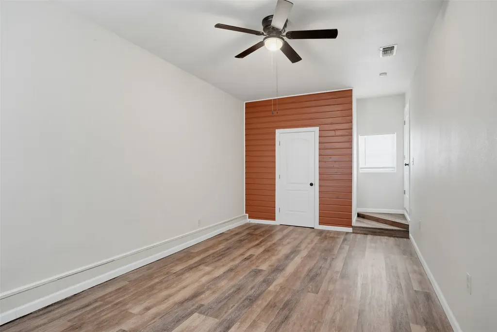 1414 Wynn Terrace Arlington TX 76010