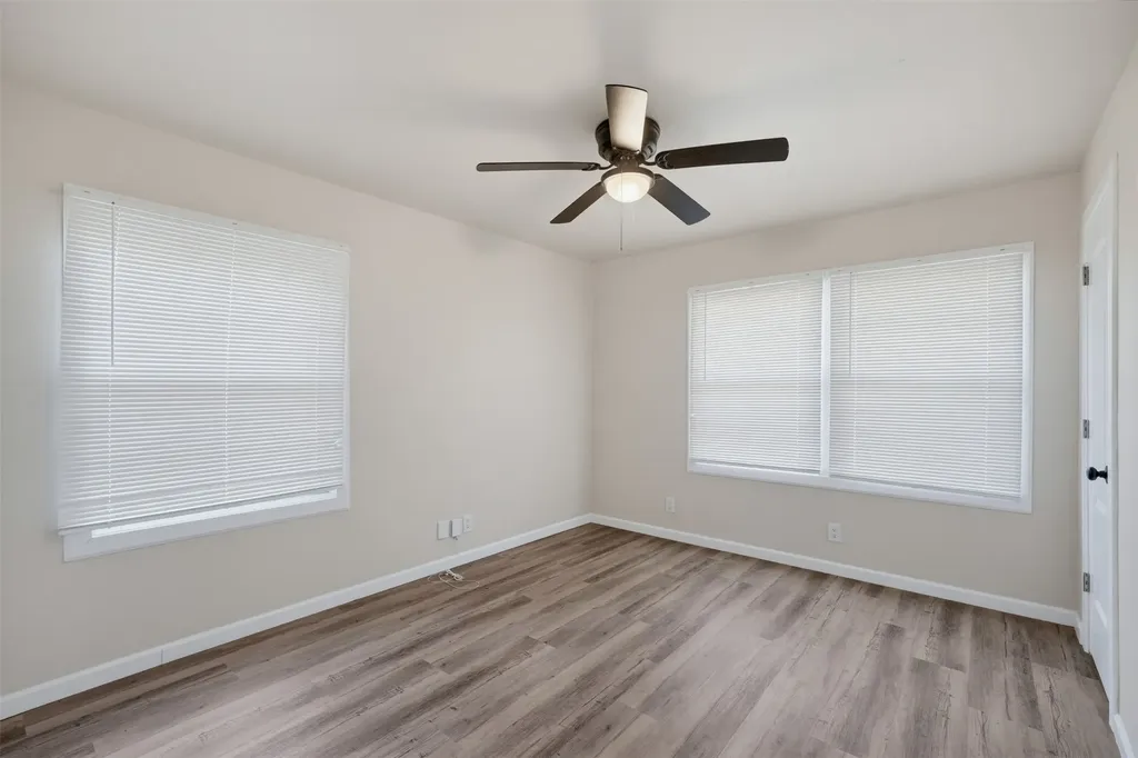 1414 Wynn Terrace Arlington TX 76010