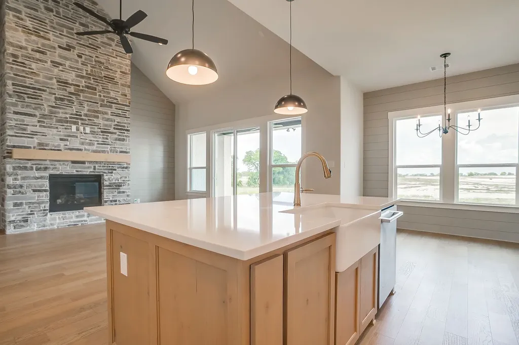 1011 Bartlett Peak Drive Waxahachie TX 75167