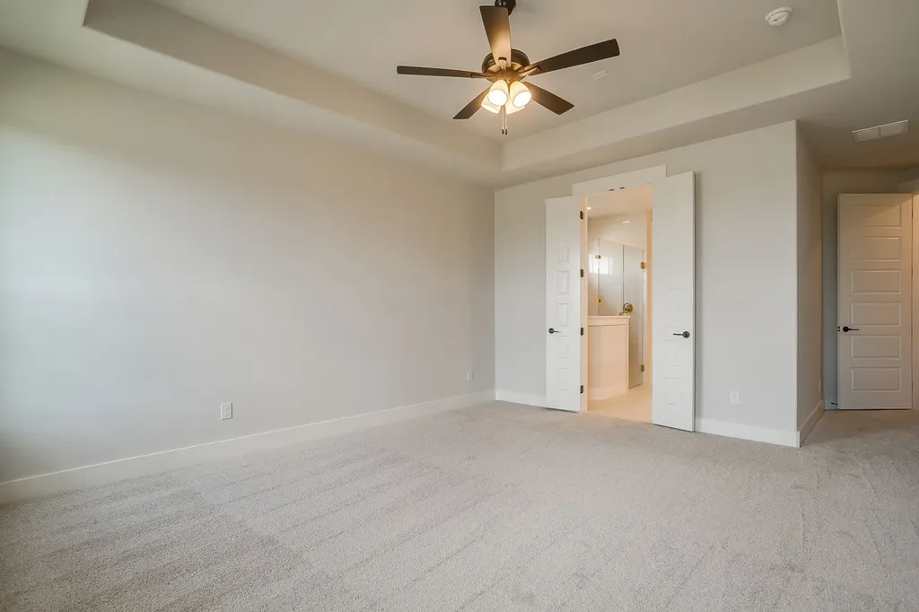 1011 Bartlett Peak Drive Waxahachie TX 75167