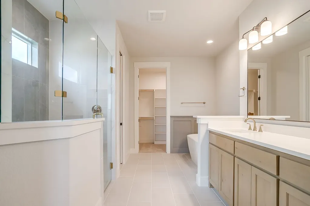1011 Bartlett Peak Drive Waxahachie TX 75167