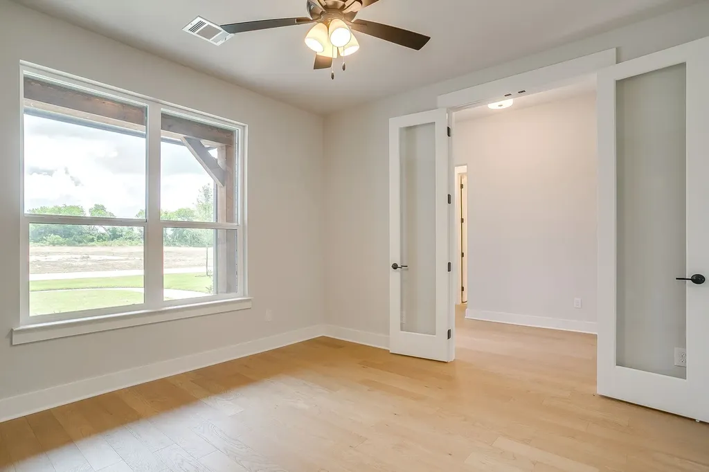1011 Bartlett Peak Drive Waxahachie TX 75167