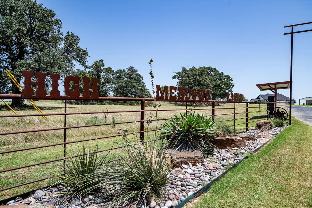 Tbd Monarch Court Poolville TX 76487