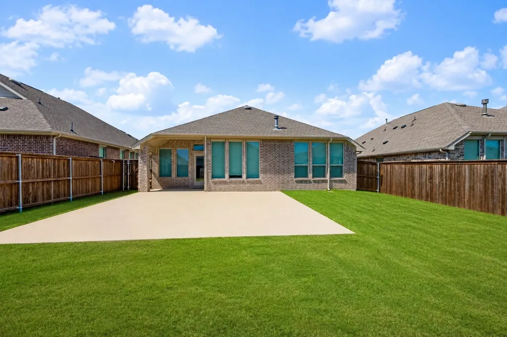 748 Lombard Lane Forney TX 75126