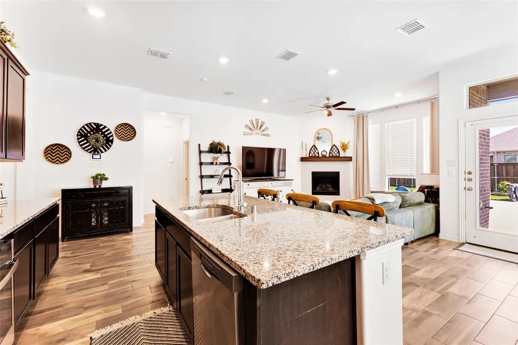 748 Lombard Lane Forney TX 75126
