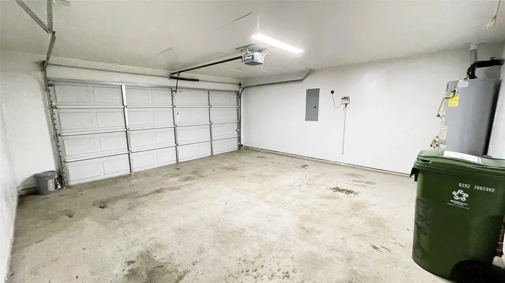 8210 Mossberg Drive Arlington TX 76002