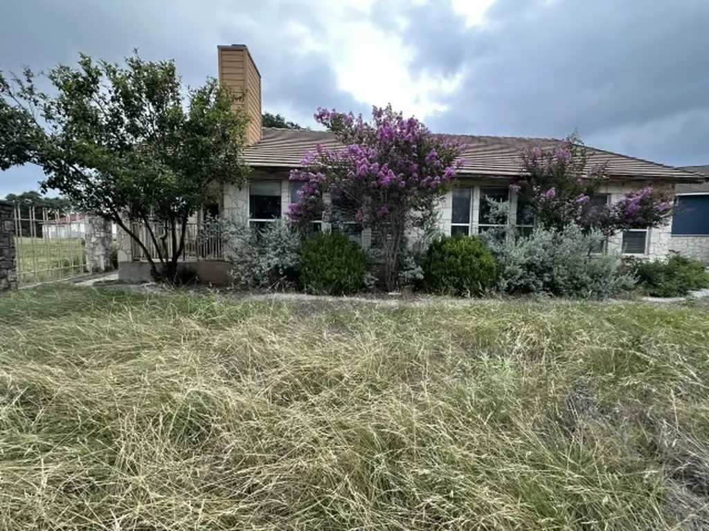 1125 Lakeshore Drive Canyon Lake TX 78133