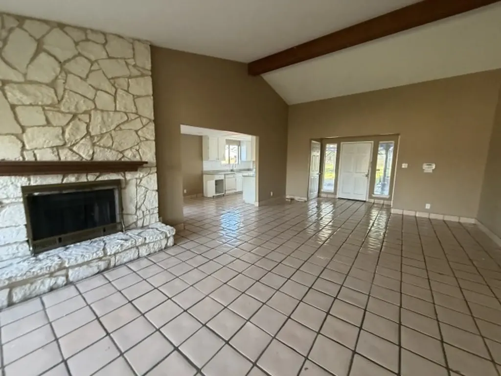1125 Lakeshore Drive Canyon Lake TX 78133
