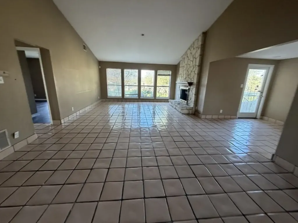 1125 Lakeshore Drive Canyon Lake TX 78133