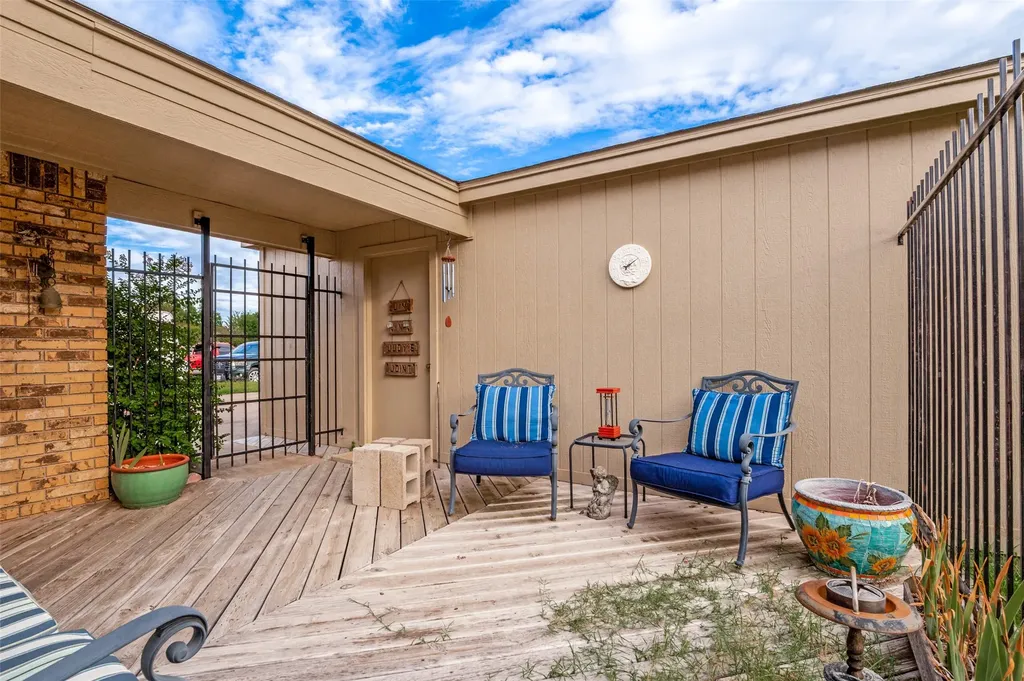 4615 Timber Run Drive Arlington TX 76001