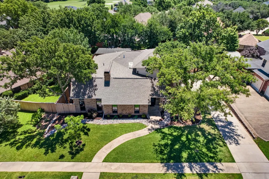 1515 Mission Hills Lane Corinth TX 76210