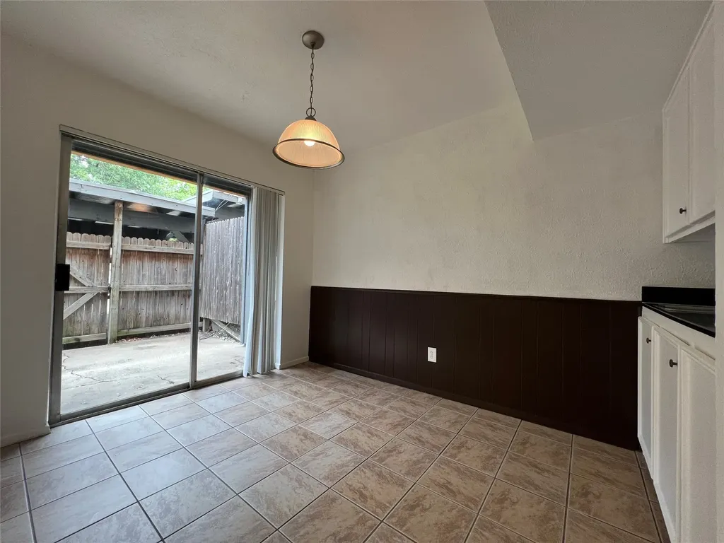 1908 Camden Court Denton TX 76205