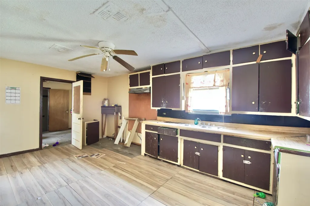 600 Hatton Street Waco TX 76704