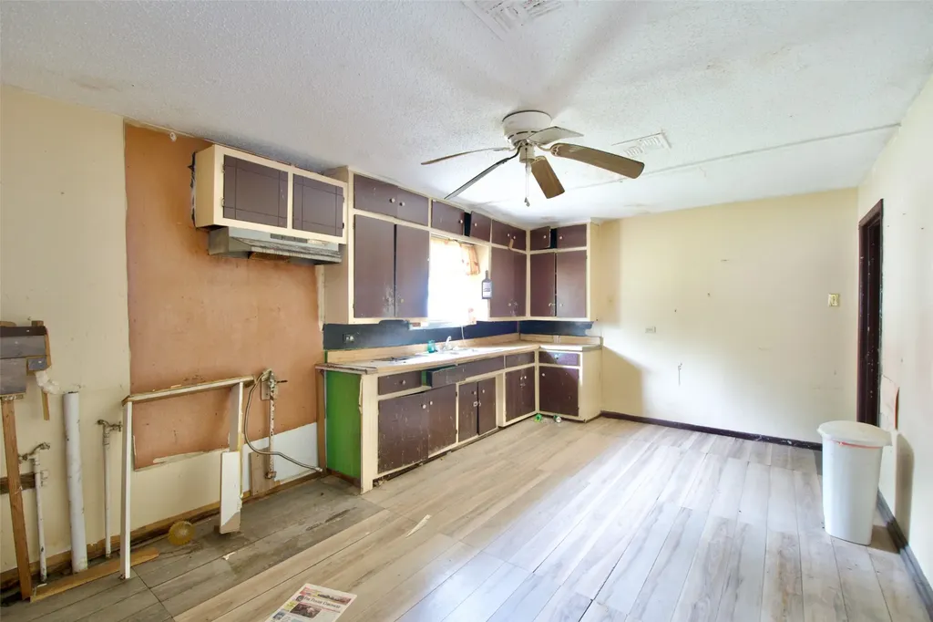 600 Hatton Street Waco TX 76704