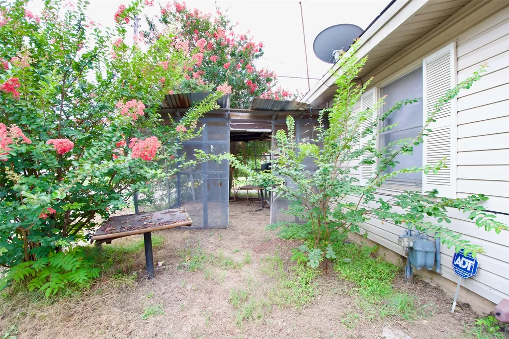 600 Hatton Street Waco TX 76704