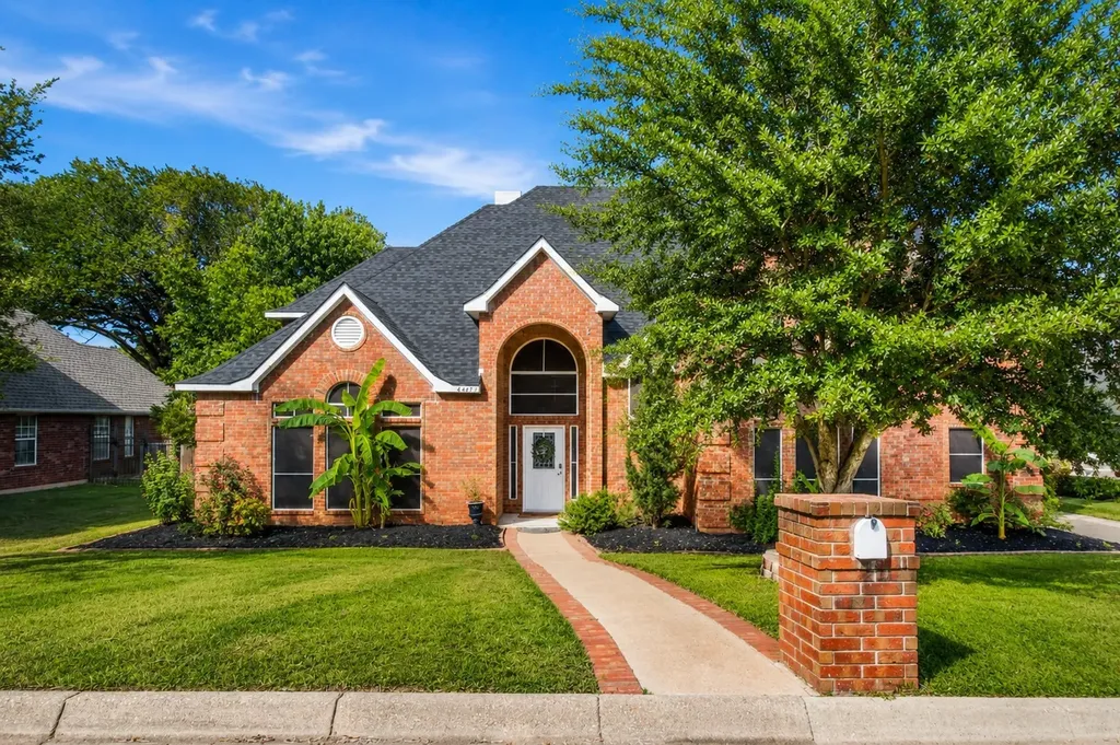 4407 Murwick Drive Arlington TX 76016