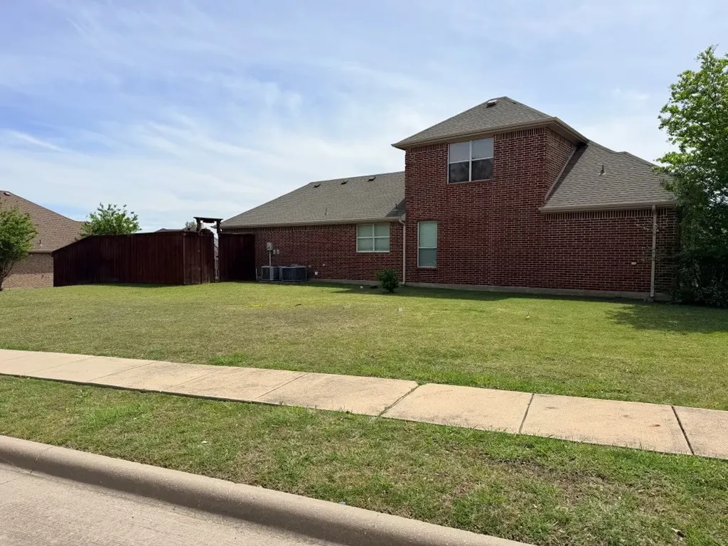 1901 Clearbrook Court Wylie TX 75098