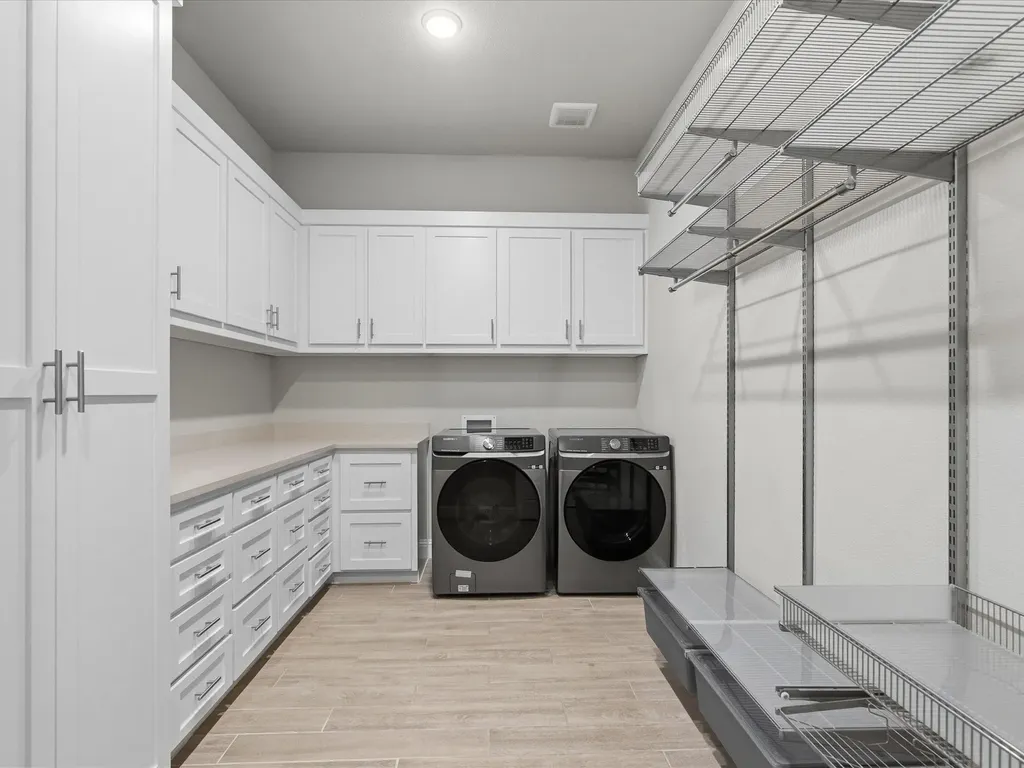 7025 Central Court Little Elm TX 76227