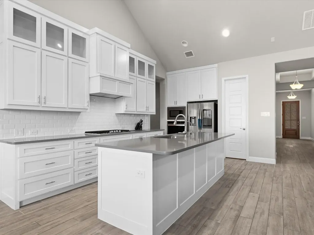 7025 Central Court Little Elm TX 76227
