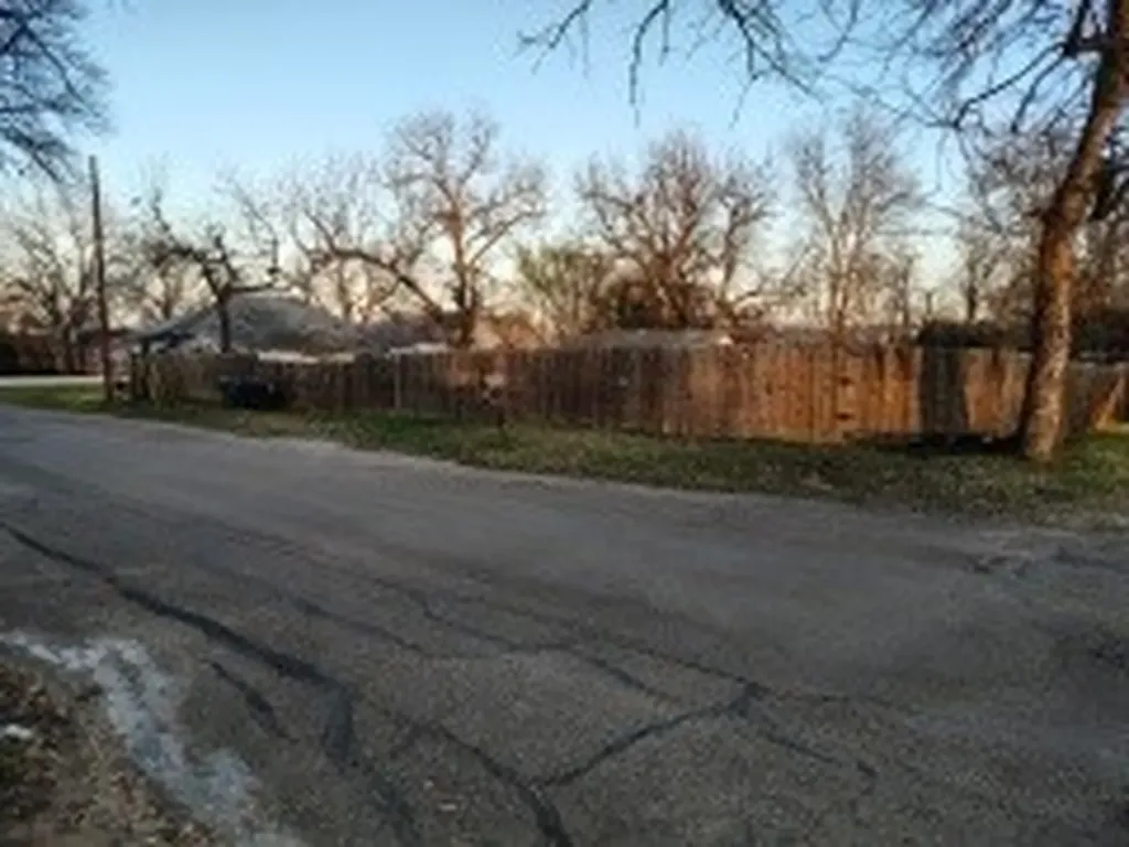 1001 S 16 Street Waco TX 76706