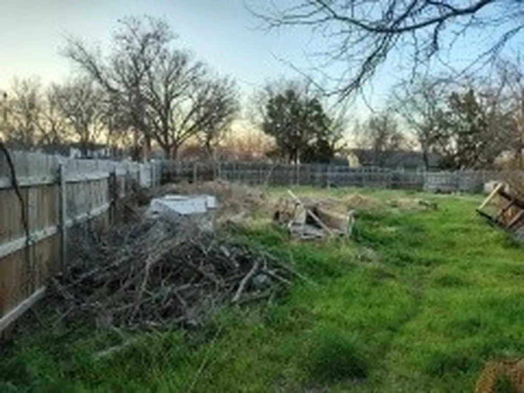1001 S 16 Street Waco TX 76706