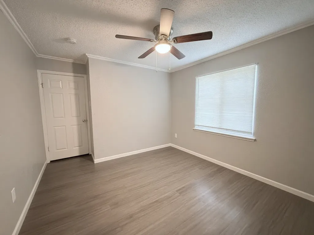 1706 Martin Luther Drive Arlington TX 76010