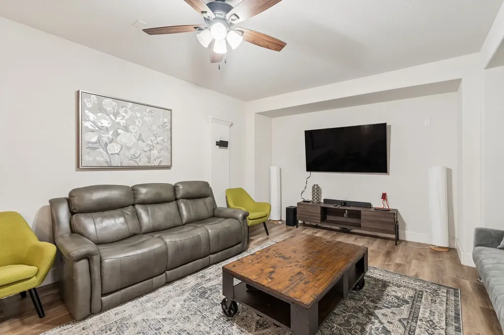 329 Hitch Wagon Drive Mckinney TX 75071