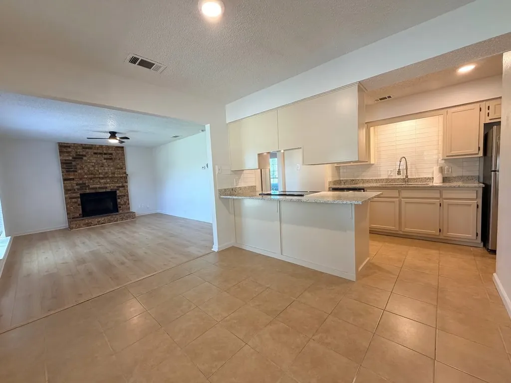3807 William Street Sachse TX 75048